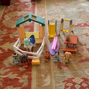 Bluey’s Pony Rides & Deluxe Park Playset